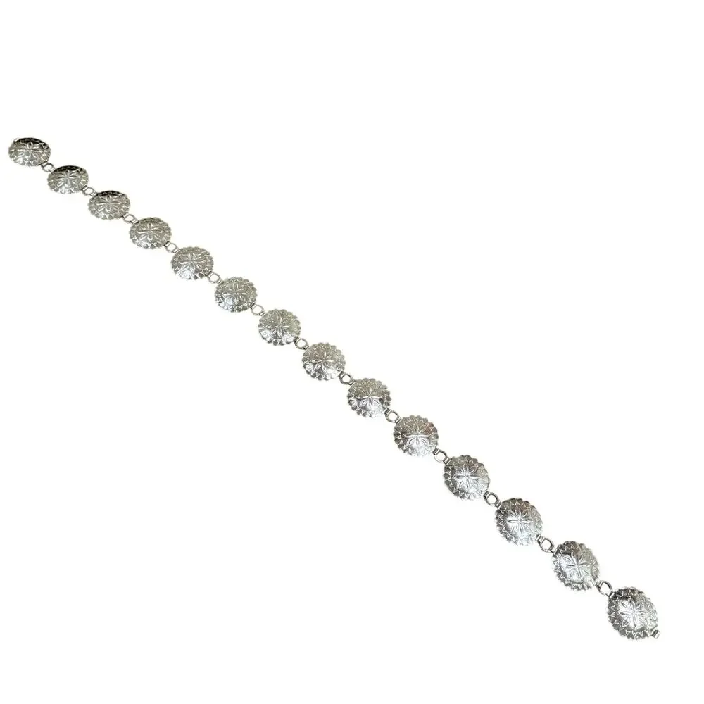 SILVER TONE METAL FLOWER SHAPED CONCHOS & CHAIN LINKS BELT 37” Long Floral
